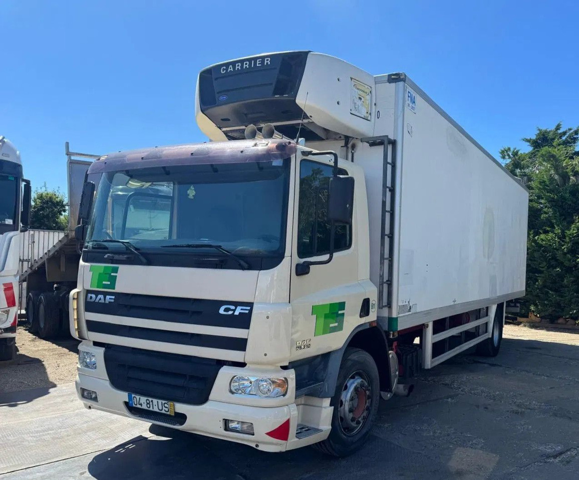 DAF CF 75.310 4X2 Frigo Carier Spring/Air ZF Manual - Refrigerator truck: picture 2 DAF CF 75.310 4X2 Frigo Carier Spring/Air ZF Manual - Refrigerator truck: picture 2