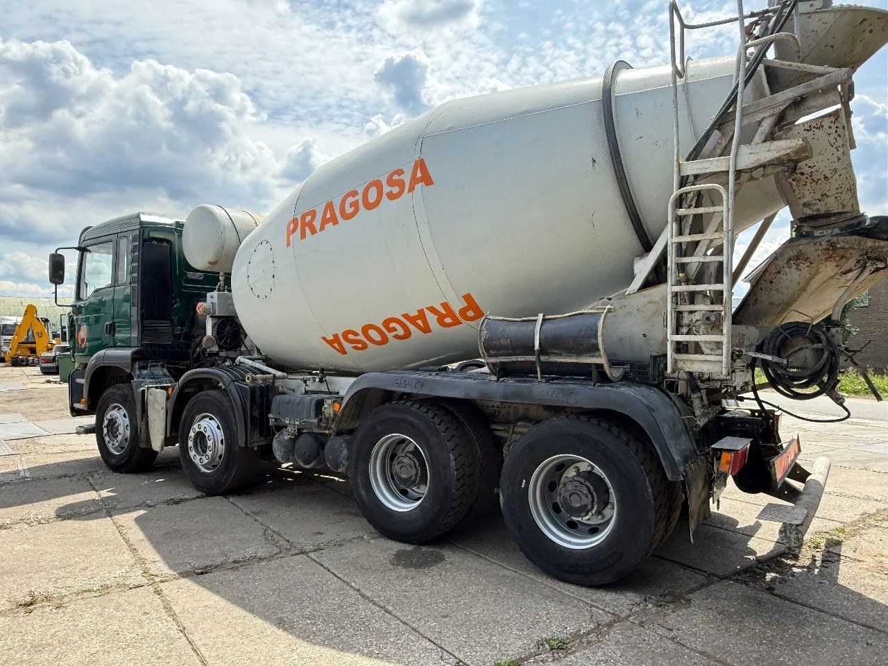 MAN TGA 35.360 8X4 CIFA Beton Mixer Spring/Spring ZF - Concrete mixer truck: picture 3 MAN TGA 35.360 8X4 CIFA Beton Mixer Spring/Spring ZF - Concrete mixer truck: picture 3