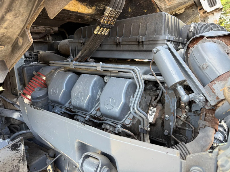 Cab chassis truck Mercedes-Benz Actros 2540 V6 6X2 Chassis Spring/Air Manual gearbox: picture 20