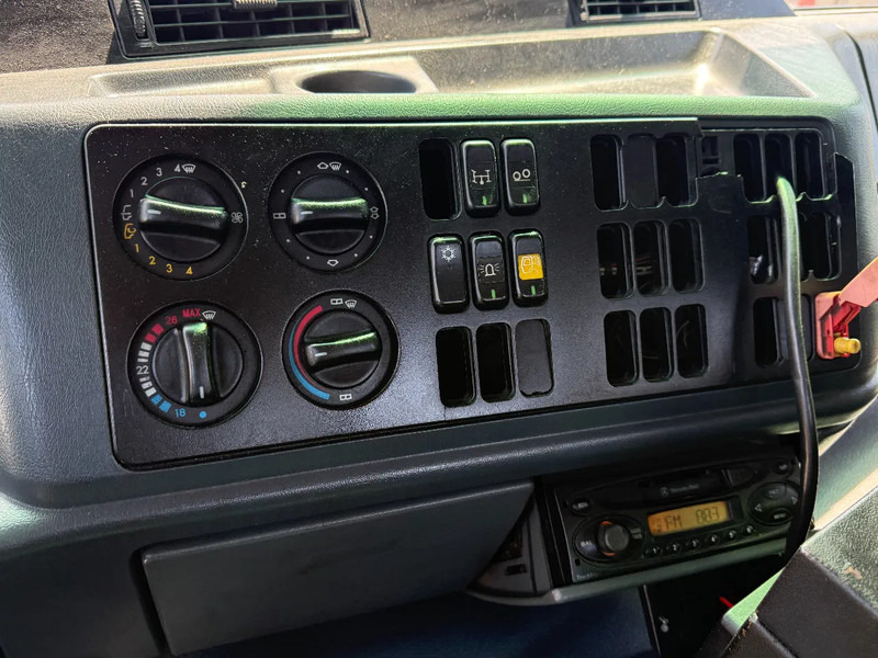 Cab chassis truck Mercedes-Benz Actros 2540 V6 6X2 Chassis Spring/Air Manual gearbox: picture 16