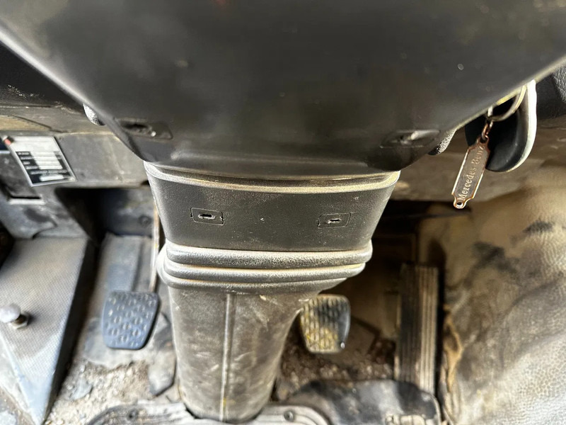 Tipper, Crane truck Mercedes-Benz SK 1935 V8 4X2 Tipper Spring/Spring AMCO V825 9T Crane: picture 7 Tipper, Crane truck Mercedes-Benz SK 1935 V8 4X2 Tipper Spring/Spring AMCO V825 9T Crane: picture 7