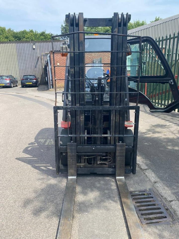 Manitou Mi25D - Diesel forklift: picture 4 Manitou Mi25D - Diesel forklift: picture 4