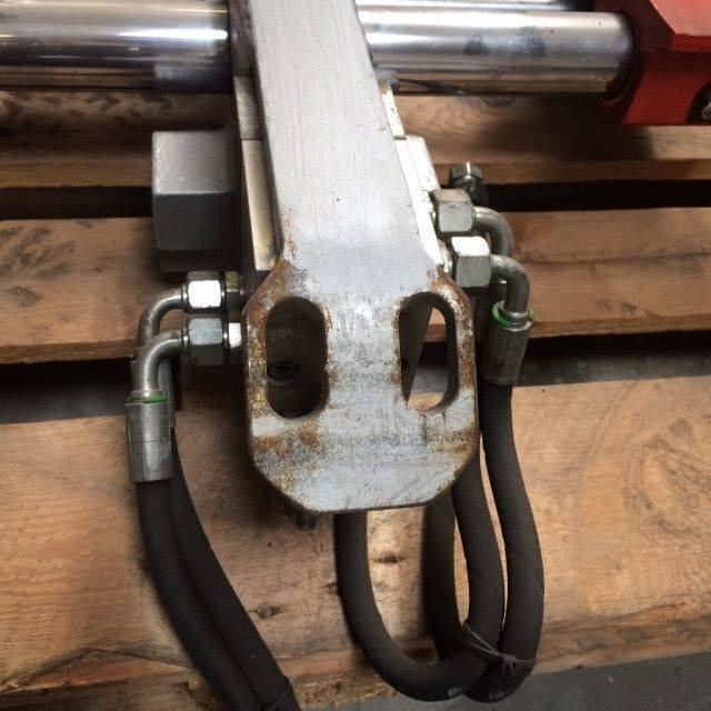 Dürwen Fork positioner with Shaft guidance sideshift - Attachment: picture 4 Dürwen Fork positioner with Shaft guidance sideshift - Attachment: picture 4