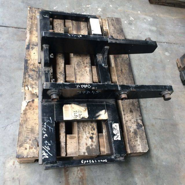 Fork carriage 1190 mm for CAT./ Mitsubishi - Attachment: picture 2 Fork carriage 1190 mm for CAT./ Mitsubishi - Attachment: picture 2