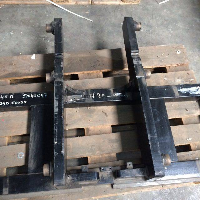 Fork carriage 1190 mm for CAT. - Attachment: picture 3 Fork carriage 1190 mm for CAT. - Attachment: picture 3