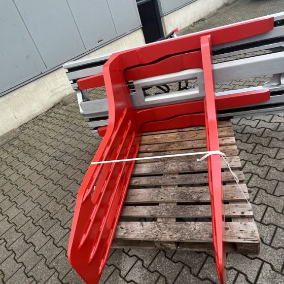 Dürwen Bale Clamp with side shift - Clamp for Agricultural machinery: picture 4 Dürwen Bale Clamp with side shift - Clamp for Agricultural machinery: picture 4