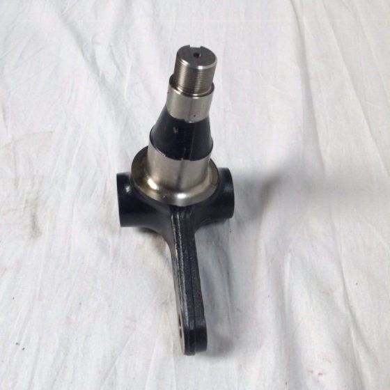 Knuckle, R.H. for Caterpillar - Steering for Material handling equipment: picture 2 Knuckle, R.H. for Caterpillar - Steering for Material handling equipment: picture 2