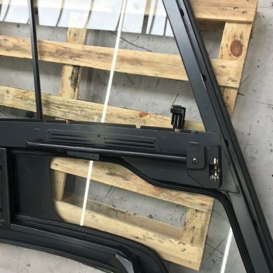 Left door for Linde series 387 - Door and parts for Material handling equipment: picture 5 Left door for Linde series 387 - Door and parts for Material handling equipment: picture 5