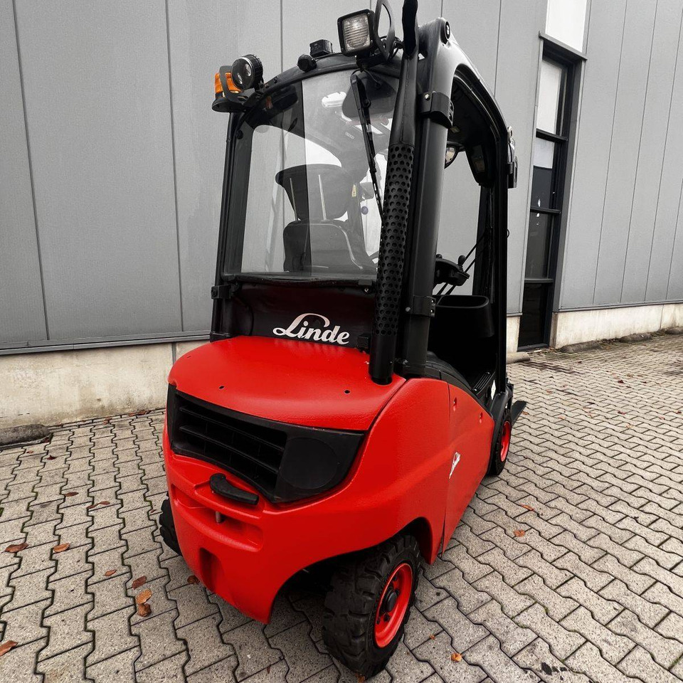 Linde H20D (391) - Diesel forklift: picture 4 Linde H20D (391) - Diesel forklift: picture 4