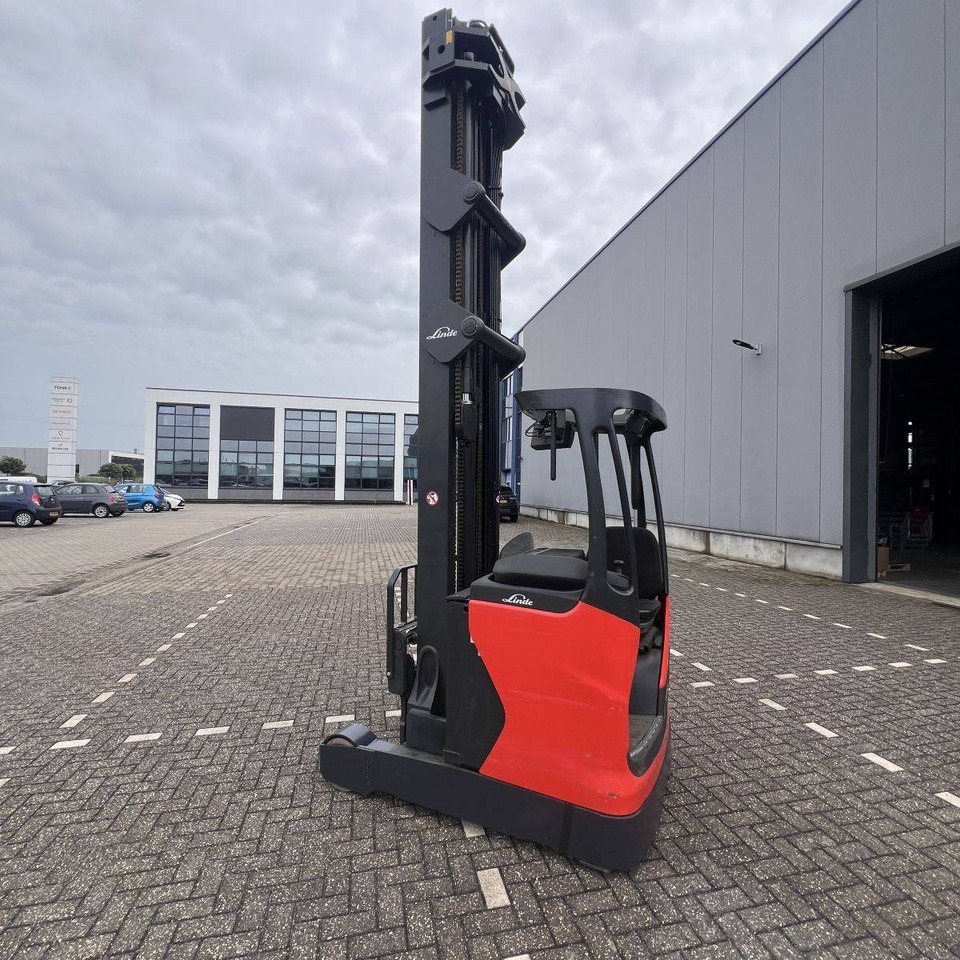 Linde R14HD (1120) - Reach truck: picture 1 Linde R14HD (1120) - Reach truck: picture 1