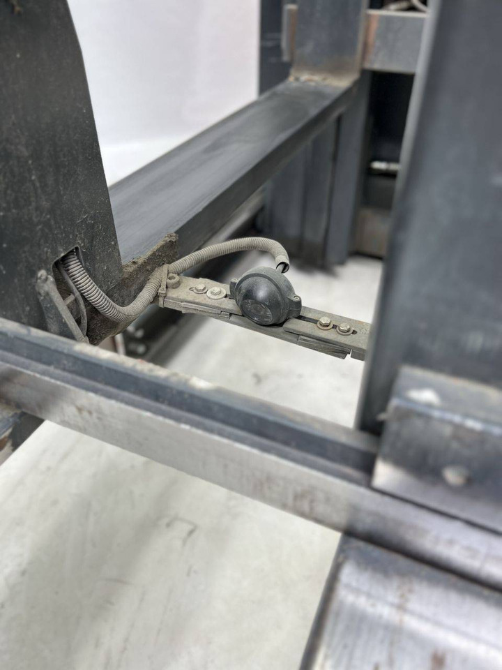 Reach truck Linde R20 HD (1120): picture 9