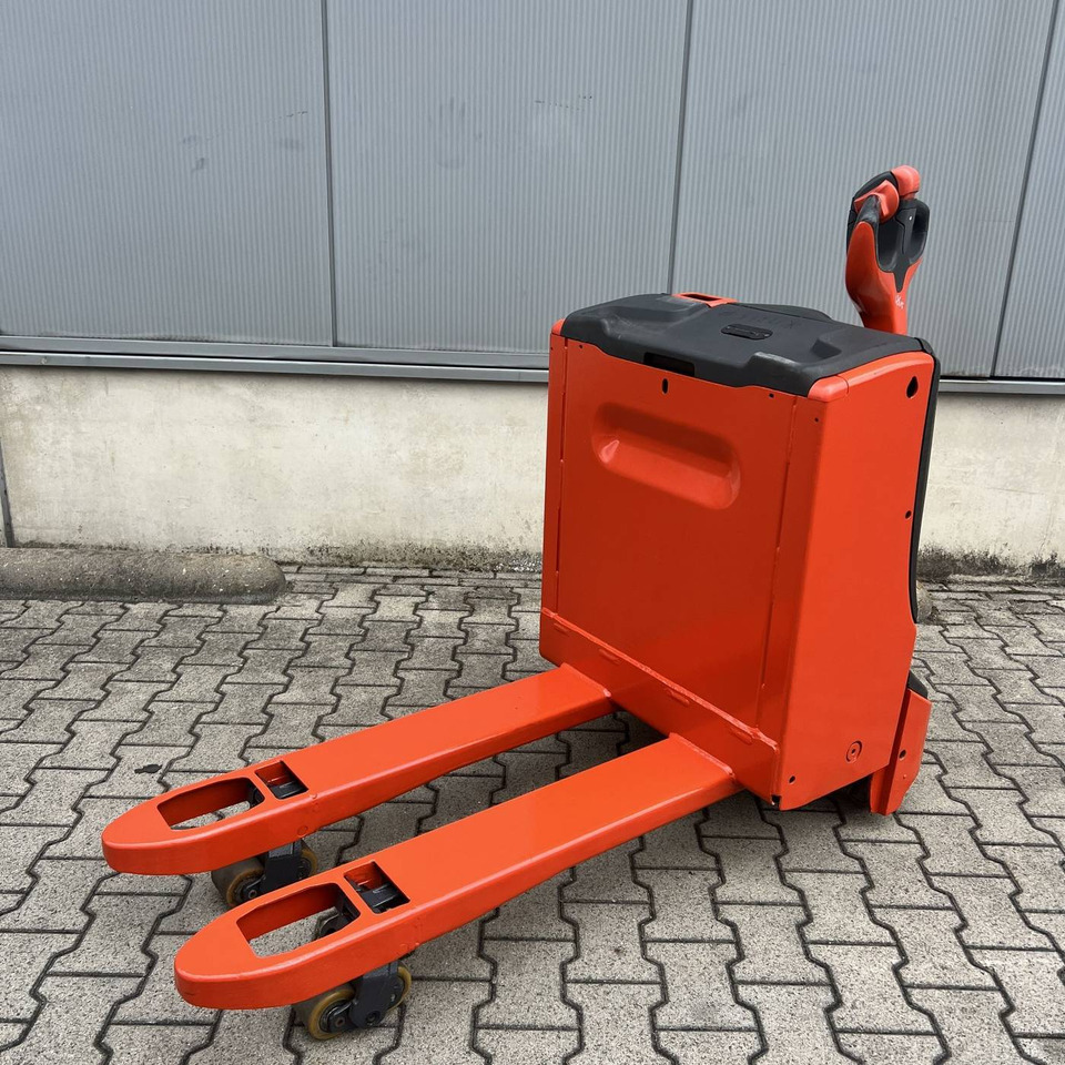 Linde T16 (1152) - Pallet truck: picture 3 Linde T16 (1152) - Pallet truck: picture 3