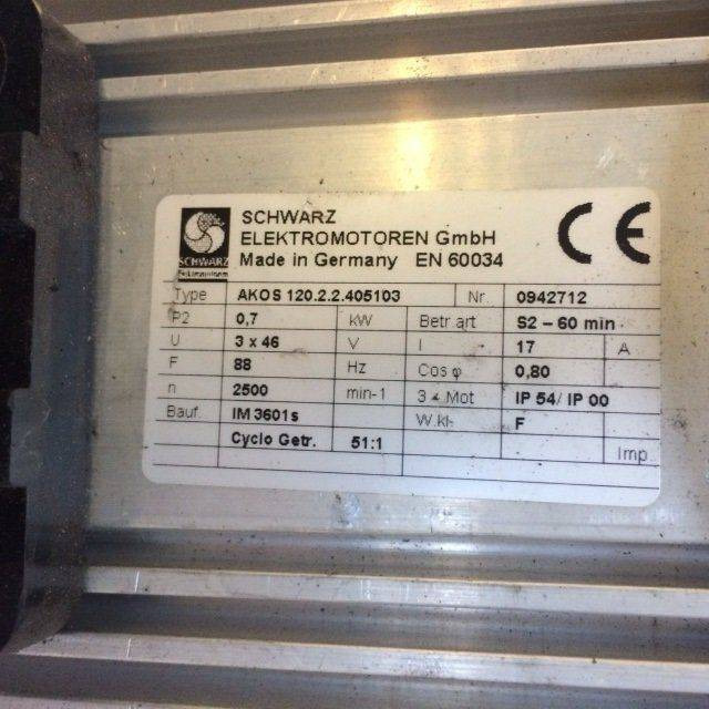 Schwars Steering motor - Steering for Material handling equipment: picture 4 Schwars Steering motor - Steering for Material handling equipment: picture 4