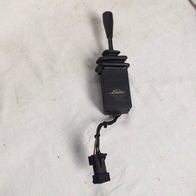Switch for Linde E14-20-02, Series 335-02 - Steering column switch for Material handling equipment: picture 1 Switch for Linde E14-20-02, Series 335-02 - Steering column switch for Material handling equipment: picture 1