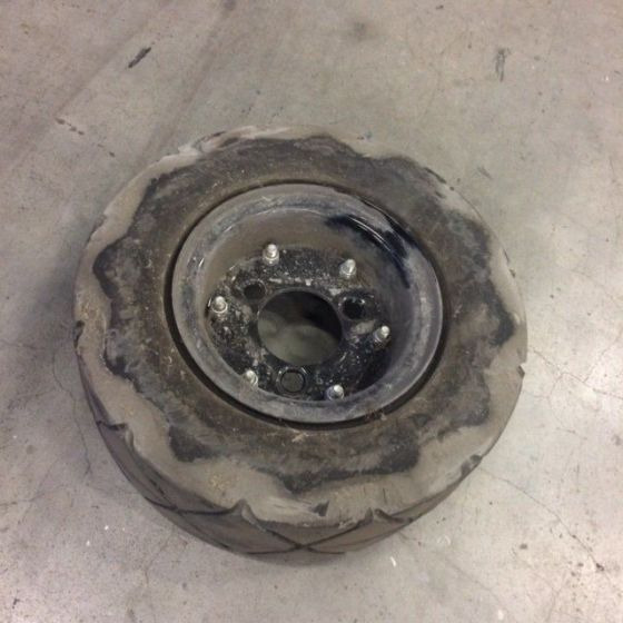 Wheel for Scrubber vacuum cleaner Nilfisk BR 850 - Wheel and tire package for Scrubber dryer: picture 3 Wheel for Scrubber vacuum cleaner Nilfisk BR 850 - Wheel and tire package for Scrubber dryer: picture 3