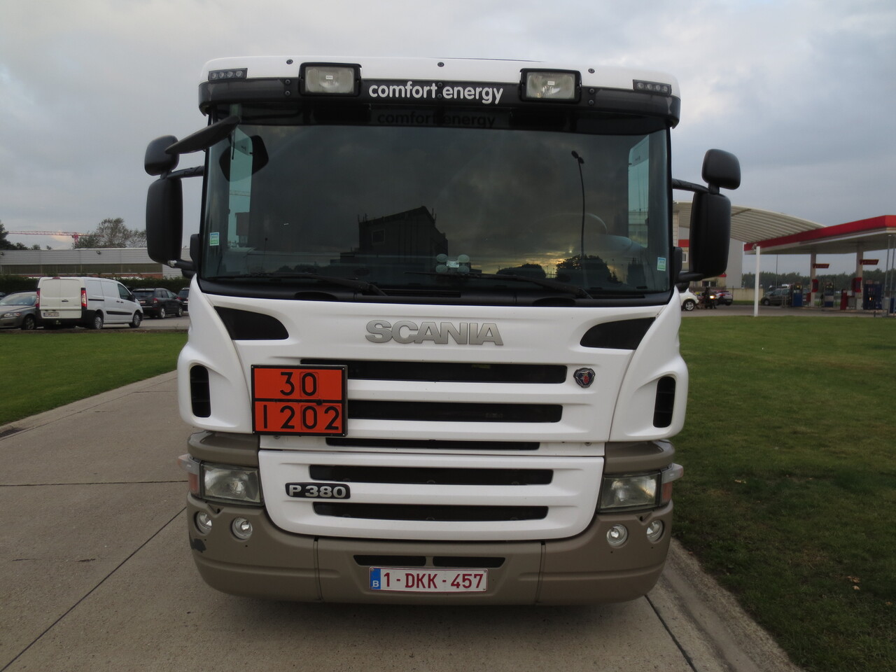 Tank truck Scania P380: picture 6 Tank truck Scania P380: picture 6