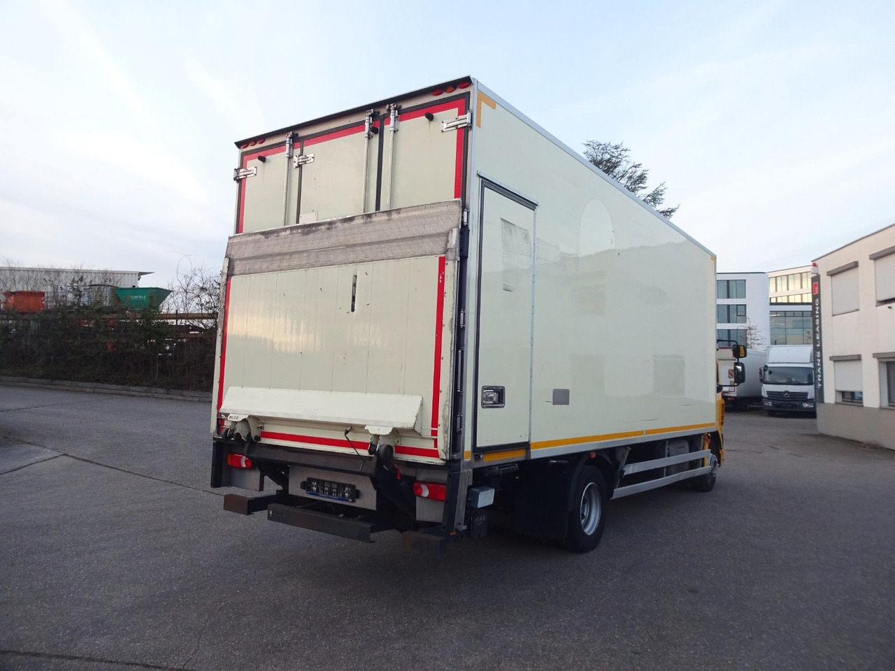 DAF LF 230, 12 T, LBW, Türen, Klima, Automat, Kamera - Box truck: picture 5 DAF LF 230, 12 T, LBW, Türen, Klima, Automat, Kamera - Box truck: picture 5