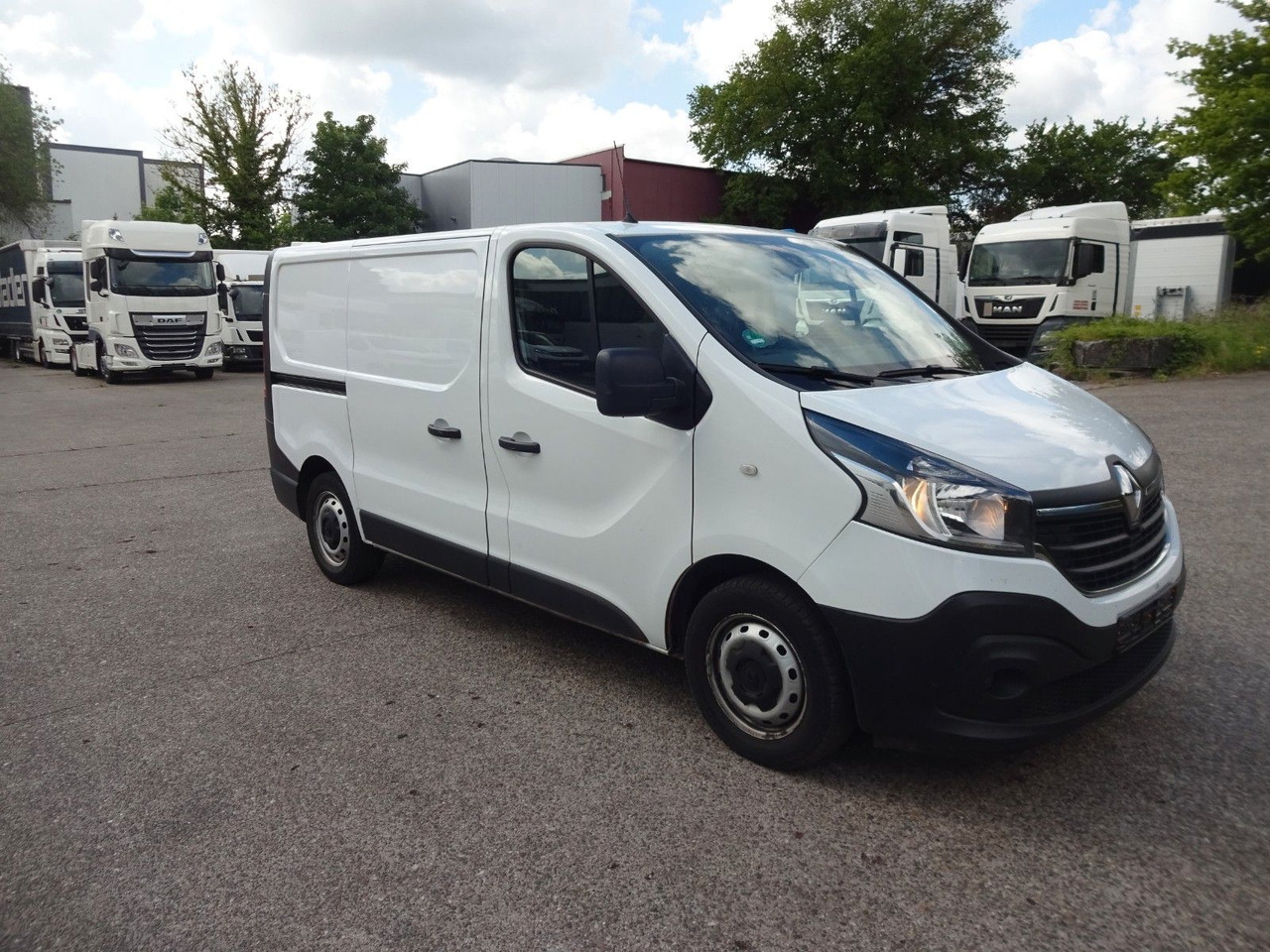 Renault Trafic Kasten L1H1 3,0t,Kamera,PDC,Klima,Tempoma - Small van: picture 1 Renault Trafic Kasten L1H1 3,0t,Kamera,PDC,Klima,Tempoma - Small van: picture 1