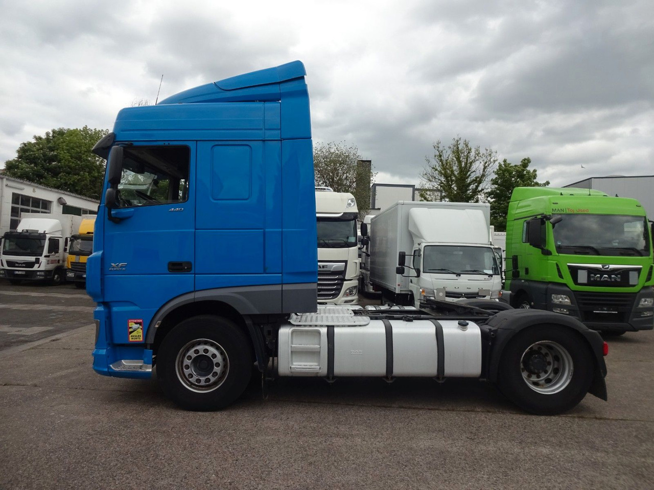DAF XF 440, SC, Klima, 2 x Tank, Intarder, Standklim - Tractor unit: picture 4 DAF XF 440, SC, Klima, 2 x Tank, Intarder, Standklim - Tractor unit: picture 4