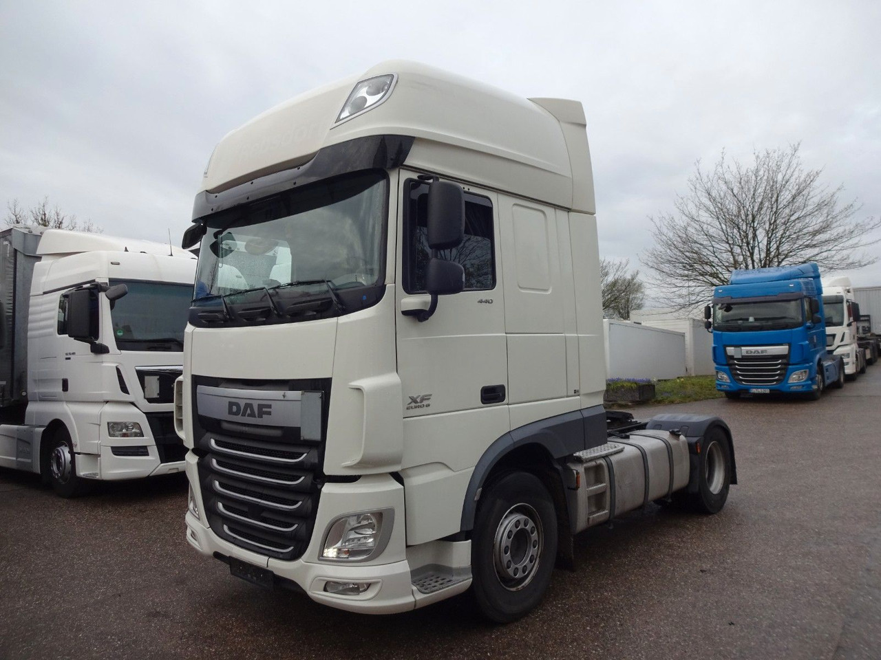 DAF XF 440, SSC, Klima, 2 x Tank - Tractor unit: picture 1 DAF XF 440, SSC, Klima, 2 x Tank - Tractor unit: picture 1