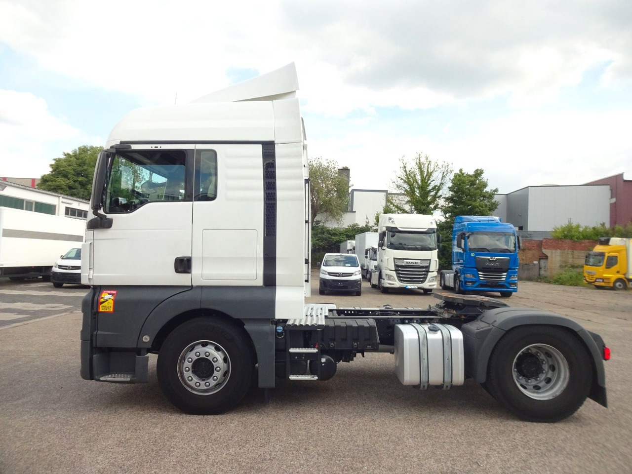 MAN 3 x TGX 18.470, XLX, Intarder, ACC, 2 Tank - Tractor unit: picture 4 MAN 3 x TGX 18.470, XLX, Intarder, ACC, 2 Tank - Tractor unit: picture 4
