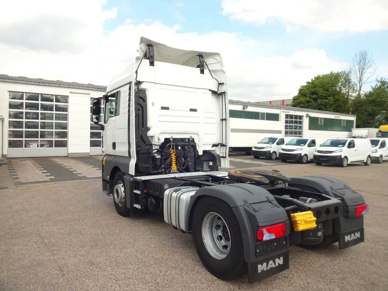 MAN 3 x TGX 18.470, XLX, Intarder, ACC, 2 Tank - Tractor unit: picture 5 MAN 3 x TGX 18.470, XLX, Intarder, ACC, 2 Tank - Tractor unit: picture 5