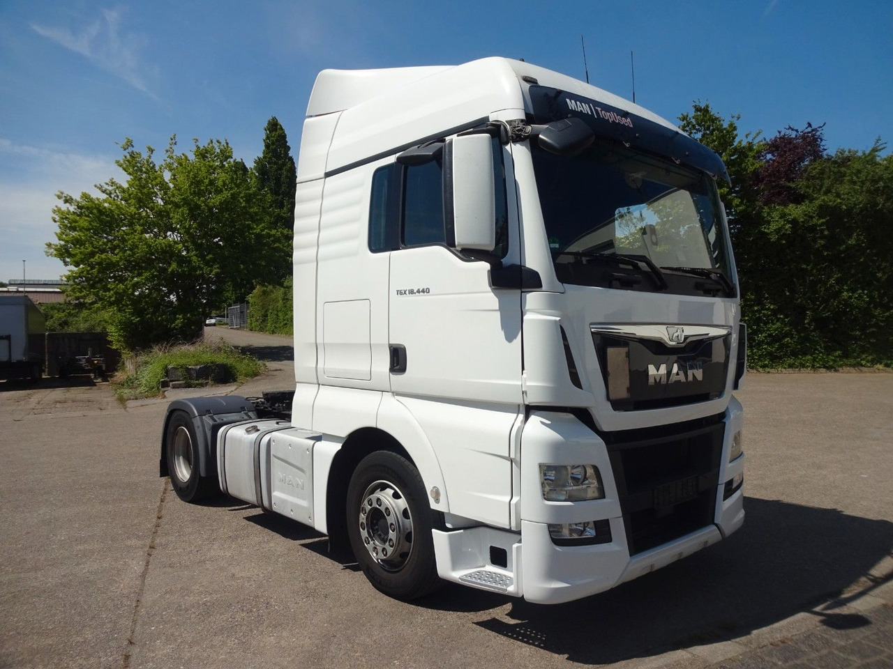 MAN TGX 18.440, XLX, Intarder, 2xTanks, ACC, Navi - Tractor unit: picture 3 MAN TGX 18.440, XLX, Intarder, 2xTanks, ACC, Navi - Tractor unit: picture 3