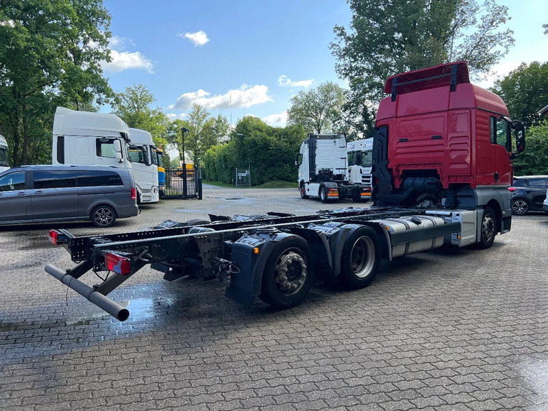 MAN TGX 26.400 6X2 XLX 730CM EURO 6 AHK NL Truck - Cab chassis truck: picture 4 MAN TGX 26.400 6X2 XLX 730CM EURO 6 AHK NL Truck - Cab chassis truck: picture 4