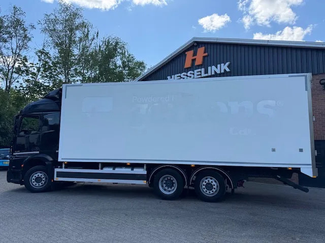 Mercedes-Benz 2748 6X2 Bigspace AHK 598.765M! 8.1M Heiwo box, Stuuras, Top condition - Box truck: picture 2 Mercedes-Benz 2748 6X2 Bigspace AHK 598.765M! 8.1M Heiwo box, Stuuras, Top condition - Box truck: picture 2