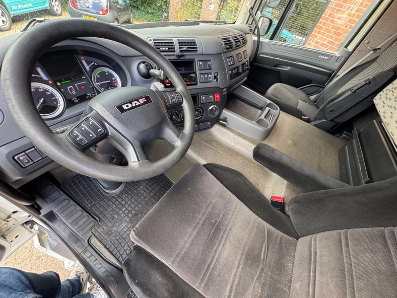 DAF CF 370 4X2 Space Cab Side ACC APK 10/2025 NL Truck - Tractor unit: picture 5 DAF CF 370 4X2 Space Cab Side ACC APK 10/2025 NL Truck - Tractor unit: picture 5