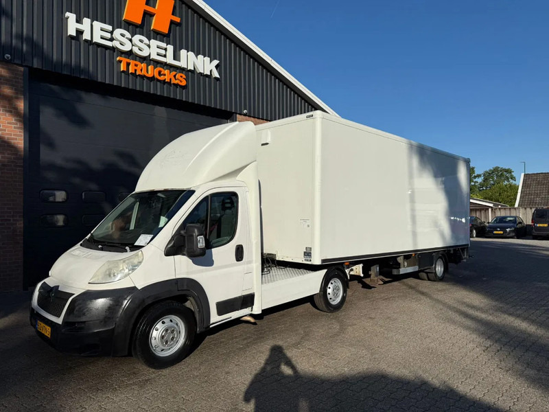 Peugeot Boxer BE Trekker 110.865KM!+ Oplegger Laadklep 1.500 KG - Tractor unit: picture 1 Peugeot Boxer BE Trekker 110.865KM!+ Oplegger Laadklep 1.500 KG - Tractor unit: picture 1