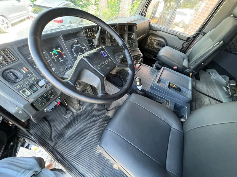 Scania R143-420 V8 Motor NL truck nieuwe APK - Tractor unit: picture 5 Scania R143-420 V8 Motor NL truck nieuwe APK - Tractor unit: picture 5