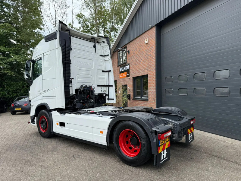 Volvo FH 460 4X2 Globetrotter Hydraulic Standairco 240.904KM NL Truck - Tractor unit: picture 3 Volvo FH 460 4X2 Globetrotter Hydraulic Standairco 240.904KM NL Truck - Tractor unit: picture 3