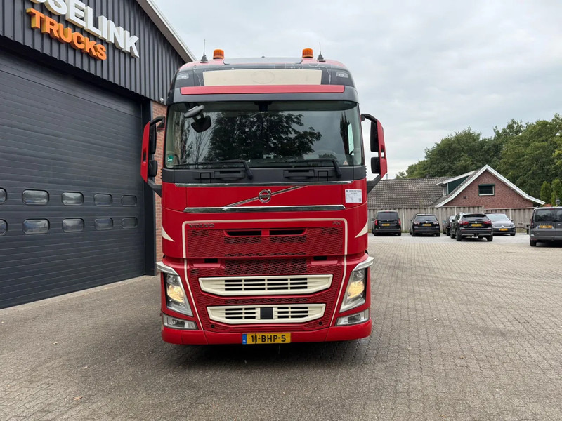 Volvo FH 460 4X2 Globetrotter XL 2x tank NL Truck - Tractor unit: picture 5 Volvo FH 460 4X2 Globetrotter XL 2x tank NL Truck - Tractor unit: picture 5