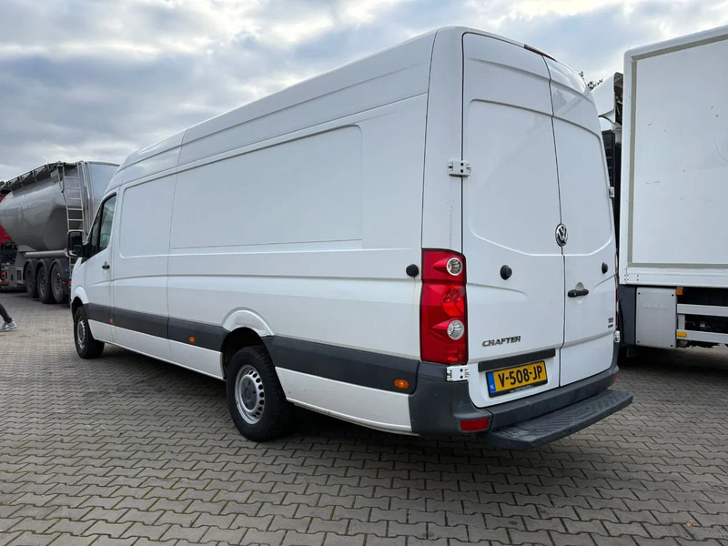 Volkswagen Crafter 2.0 TDI L4H2 - Panel van: picture 4 Volkswagen Crafter 2.0 TDI L4H2 - Panel van: picture 4