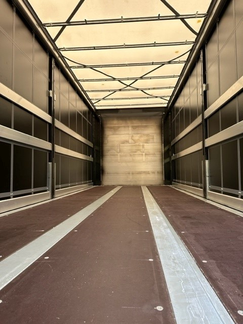 Kögel BDF-System, 7.450 mm lang, Farbe: RAL 9005 schwarz - Curtainside swap body: picture 4 Kögel BDF-System, 7.450 mm lang, Farbe: RAL 9005 schwarz - Curtainside swap body: picture 4