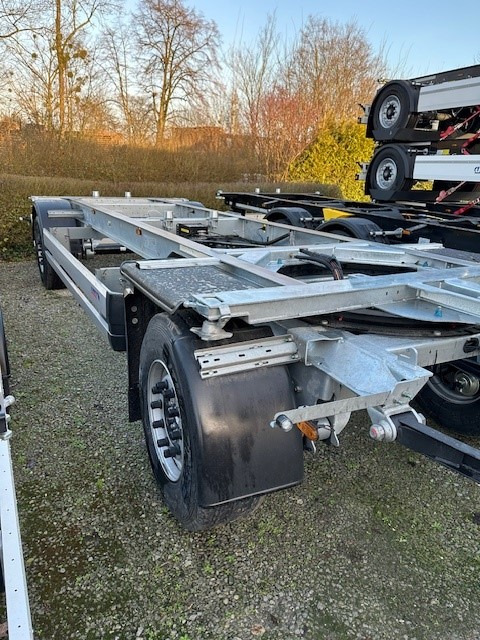 Schmitz Cargobull BDF-System, Standard, ohne Zulassung. - Container transporter/ Swap body trailer: picture 1 Schmitz Cargobull BDF-System, Standard, ohne Zulassung. - Container transporter/ Swap body trailer: picture 1