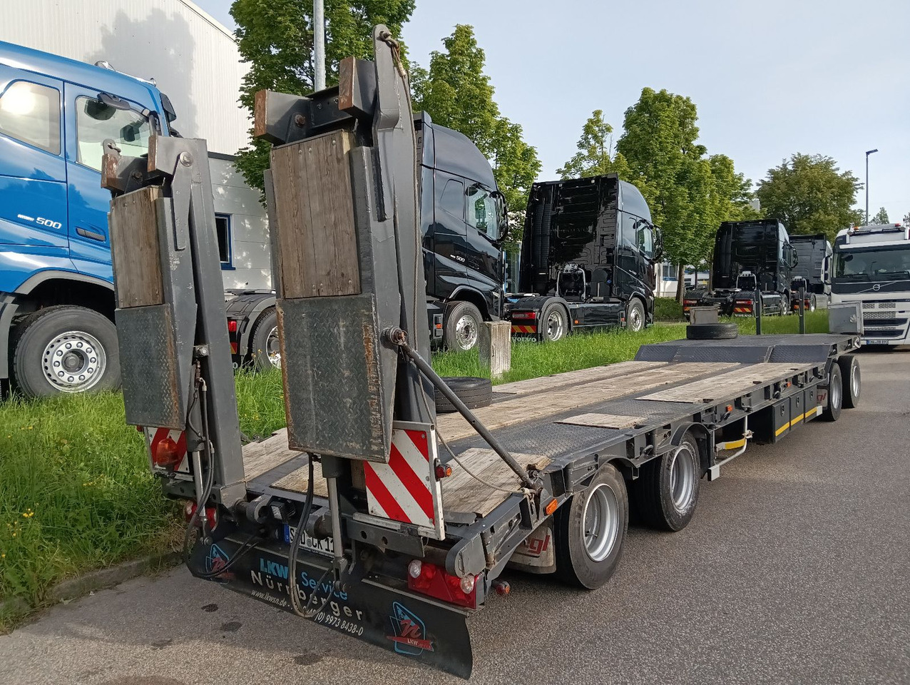 Fliegl 4-Achs Tieflader hydr.Rampe Blatt TopZustand TÜV - Low loader trailer: picture 3 Fliegl 4-Achs Tieflader hydr.Rampe Blatt TopZustand TÜV - Low loader trailer: picture 3