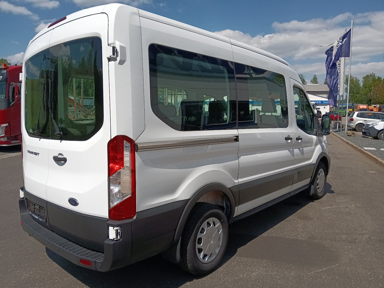 Ford Transit Kombi 350 L2 Trend 9-Sitzer 2xHeizung/Kl - Passenger van, Combi van: picture 4 Ford Transit Kombi 350 L2 Trend 9-Sitzer 2xHeizung/Kl - Passenger van, Combi van: picture 4