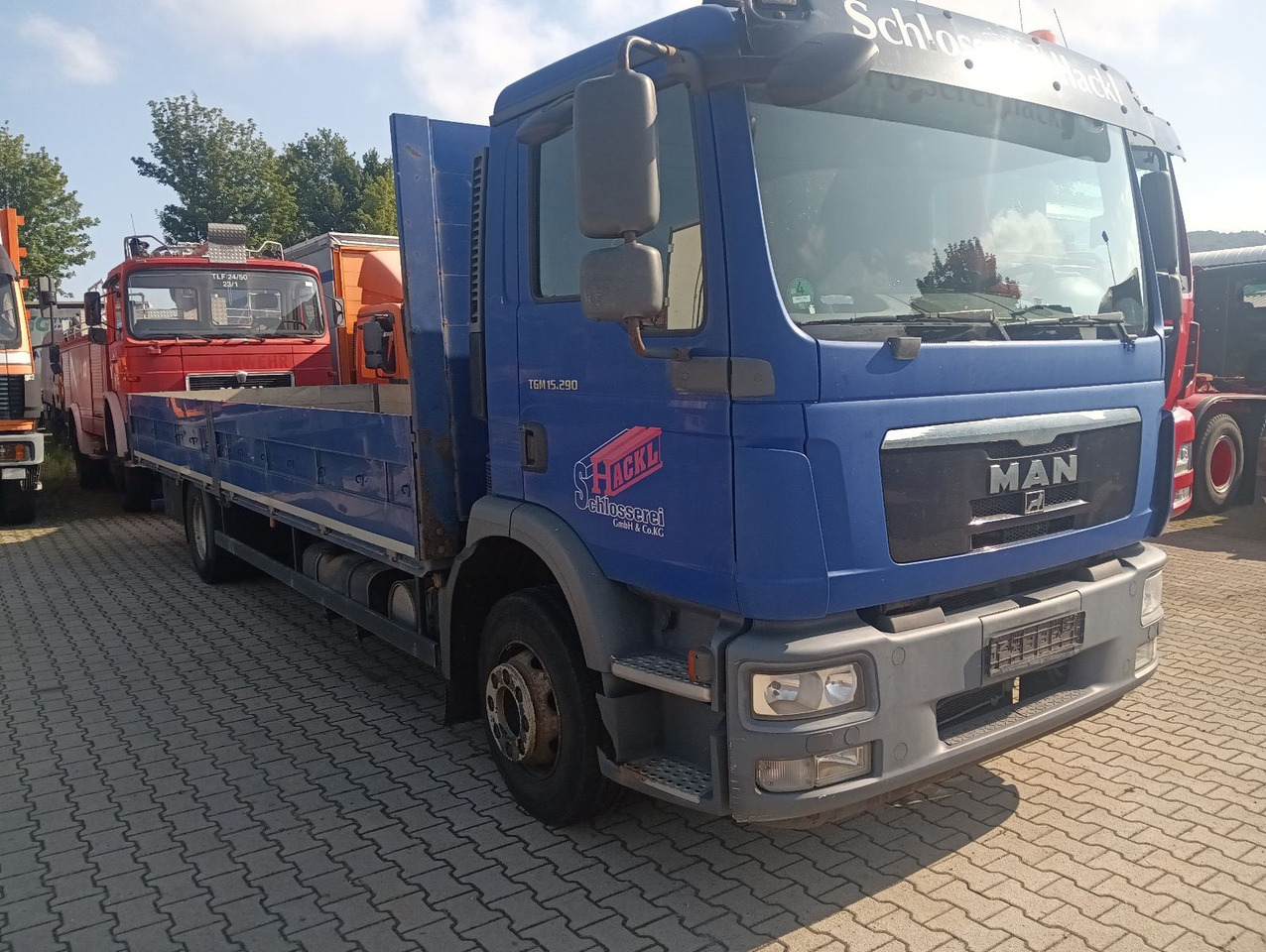 MAN TGM 15:290 4x2BL 8,5t NL 7m Klima 50erAHK Rungen - Dropside/ Flatbed truck: picture 3 MAN TGM 15:290 4x2BL 8,5t NL 7m Klima 50erAHK Rungen - Dropside/ Flatbed truck: picture 3