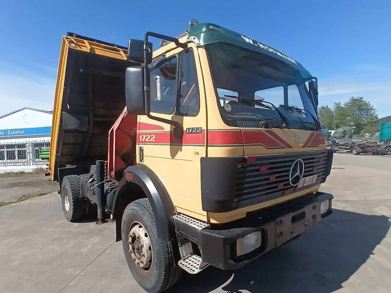 Mercedes-Benz SK 1722 AK 4x4 Blatt Schalter PalfingerPK10500A4 - Tipper, Crane truck: picture 3 Mercedes-Benz SK 1722 AK 4x4 Blatt Schalter PalfingerPK10500A4 - Tipper, Crane truck: picture 3