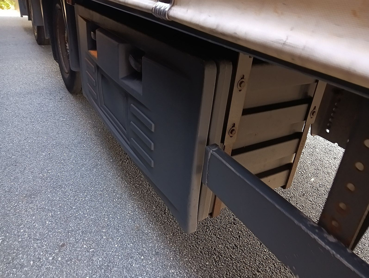 Leasing of  Volvo 2x JUMBO 120m3 FH460 Globe 6x2 SCHMITZ I-PARCool Volvo 2x JUMBO 120m3 FH460 Globe 6x2 SCHMITZ I-PARCool: picture 16