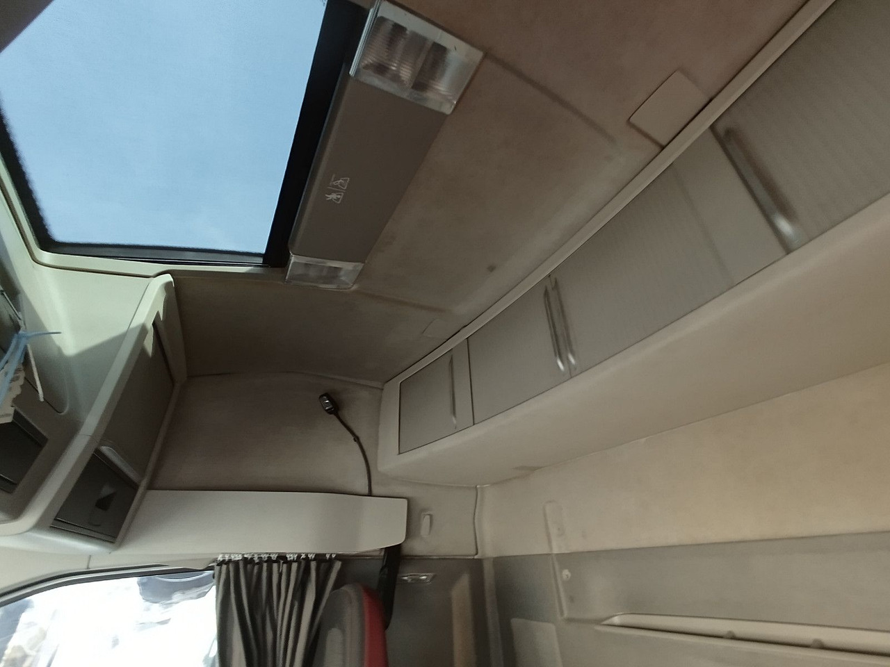 Leasing of  Volvo 2x JUMBO 120m3 FH460 Globe 6x2 SCHMITZ I-PARCool Volvo 2x JUMBO 120m3 FH460 Globe 6x2 SCHMITZ I-PARCool: picture 27