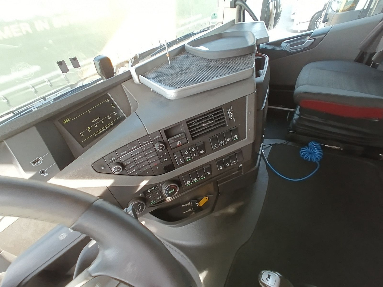 Leasing of  Volvo 2x JUMBO 120m3 FH460 Globe 6x2 SCHMITZ I-PARCool Volvo 2x JUMBO 120m3 FH460 Globe 6x2 SCHMITZ I-PARCool: picture 29