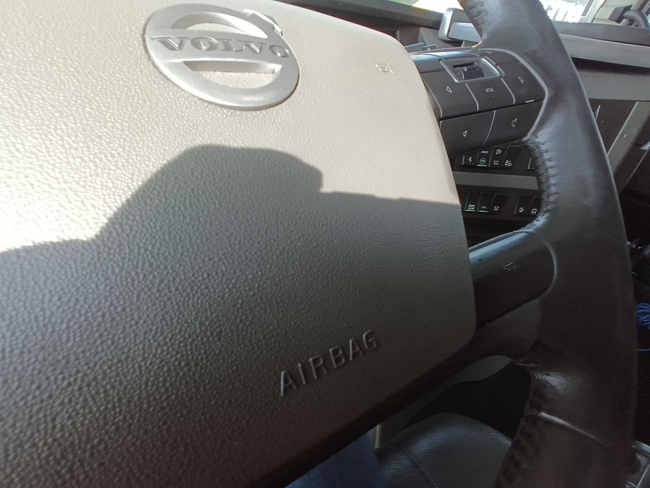 Leasing of  Volvo 2x JUMBO 120m3 FH460 Globe 6x2 SCHMITZ I-PARCool Volvo 2x JUMBO 120m3 FH460 Globe 6x2 SCHMITZ I-PARCool: picture 30