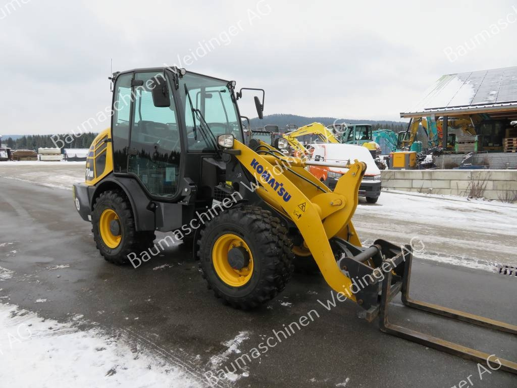 Komatsu WA 70 M-8 - Wheel loader: picture 1 Komatsu WA 70 M-8 - Wheel loader: picture 1