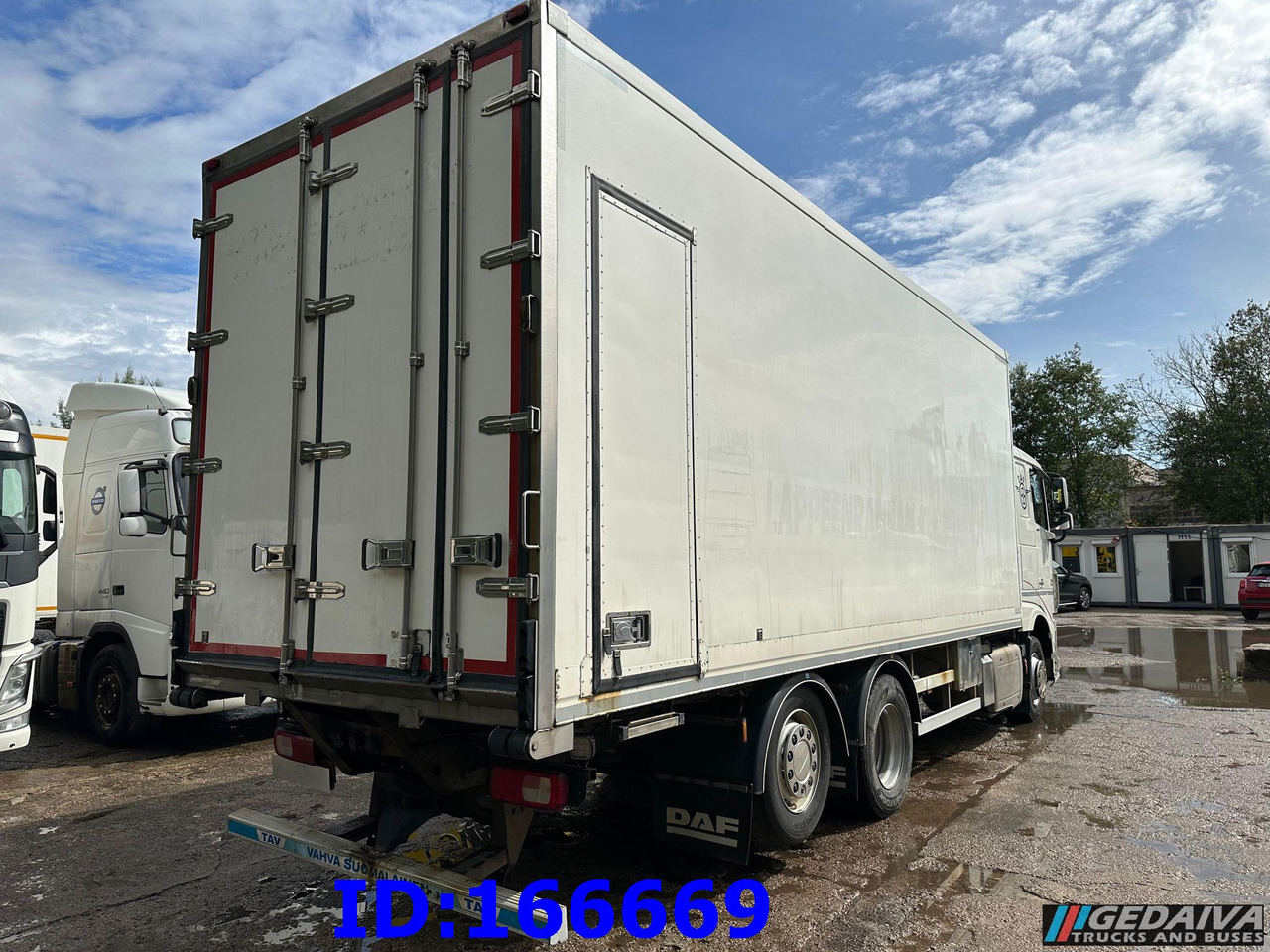 DAF XF 106.460 FAR 6X2 Euro6 - Refrigerator truck: picture 5 DAF XF 106.460 FAR 6X2 Euro6 - Refrigerator truck: picture 5