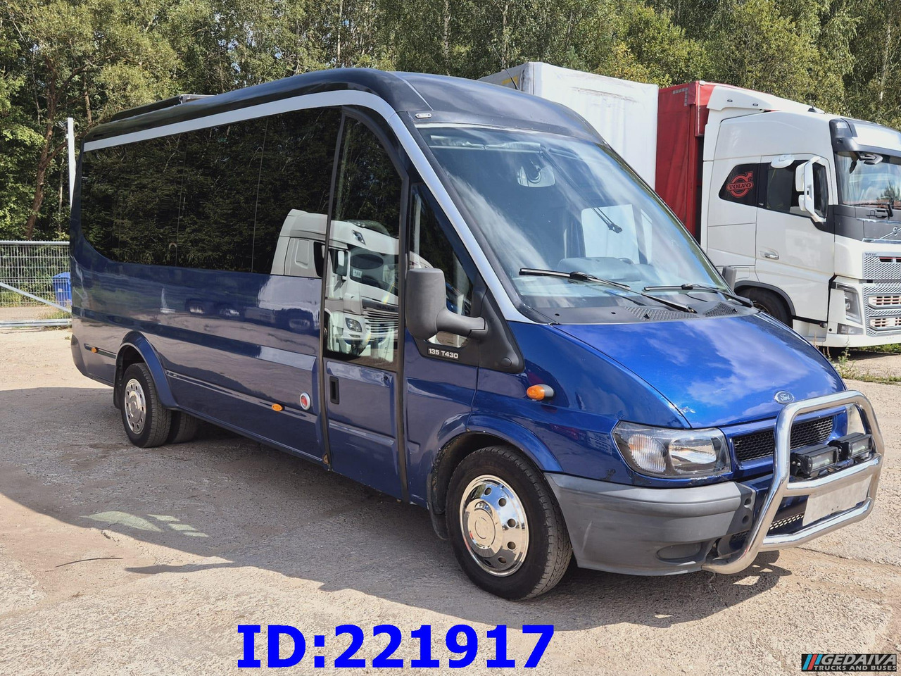 FORD Sunset VIP 17-seats - Coach: picture 4 FORD Sunset VIP 17-seats - Coach: picture 4