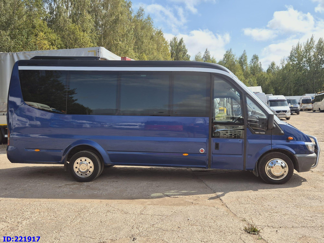 FORD Sunset VIP 17-seats - Coach: picture 2 FORD Sunset VIP 17-seats - Coach: picture 2