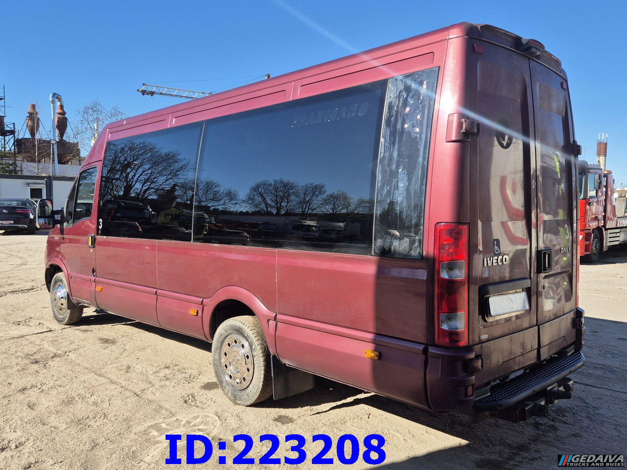 IVECO Daily Avestark 17-seater - Coach: picture 5 IVECO Daily Avestark 17-seater - Coach: picture 5